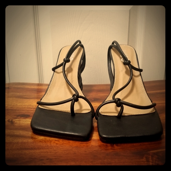 square toe sandals uk